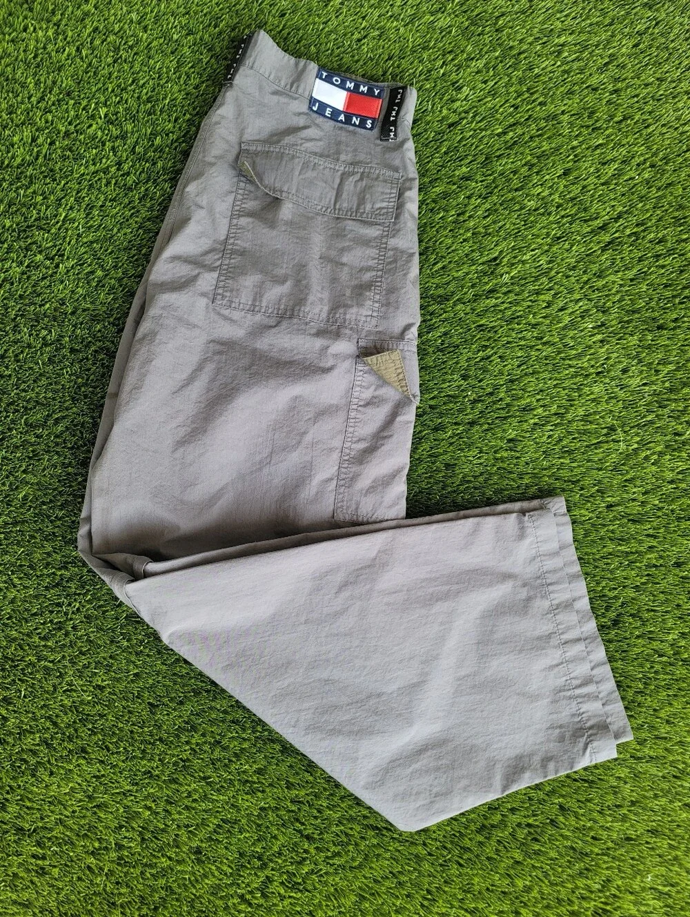 Vintage Tommy Hilfiger Convertible Zip-Off Pants | Size Large